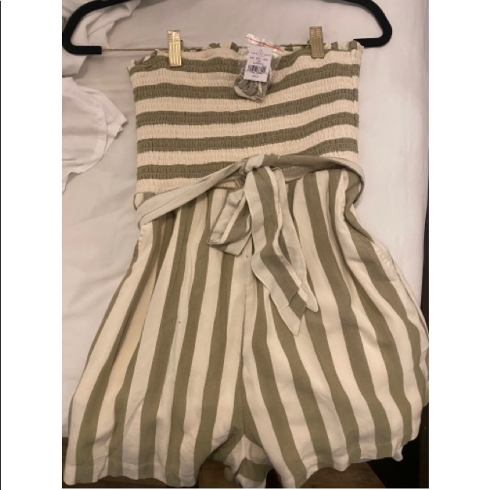 American Eagle Romper